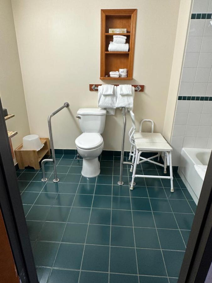 Queen Room Disability Access